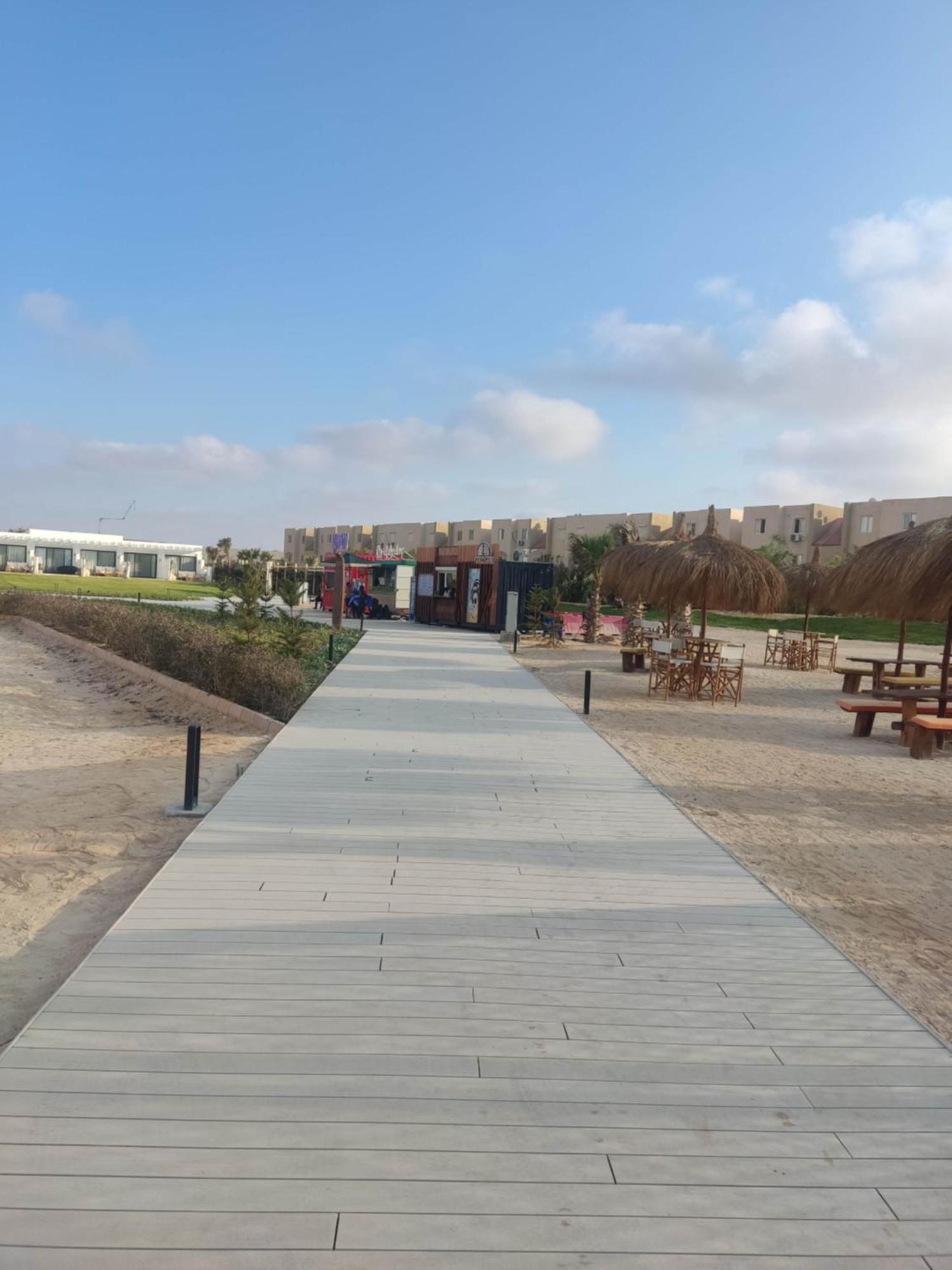 Hotel D-Bay North Coast à Zawiyat 'abd al Mun'im Extérieur photo