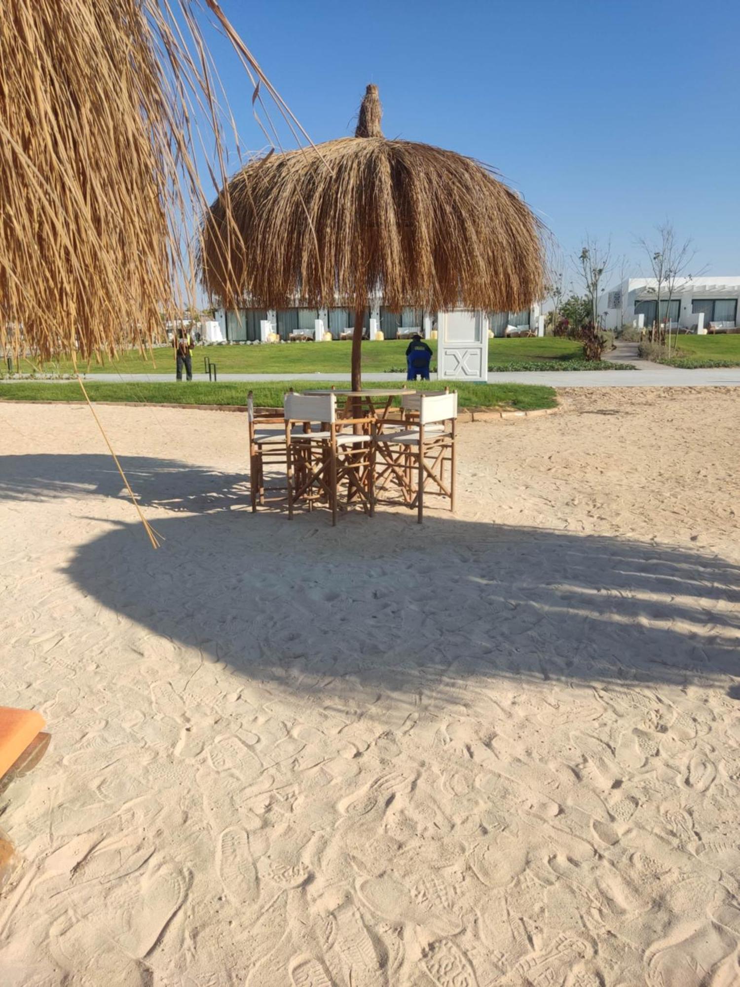 Hotel D-Bay North Coast à Zawiyat 'abd al Mun'im Extérieur photo
