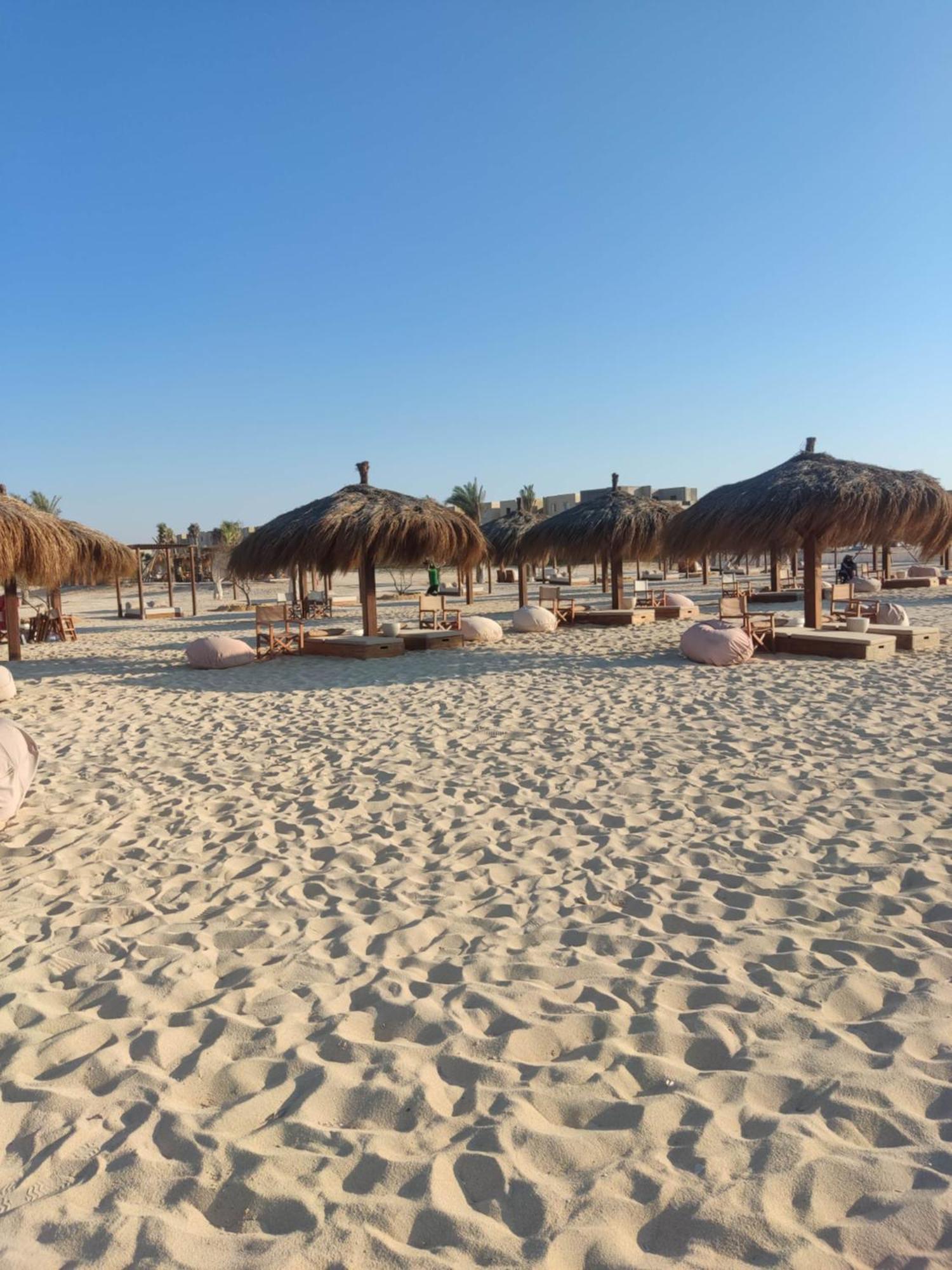 Hotel D-Bay North Coast à Zawiyat 'abd al Mun'im Extérieur photo