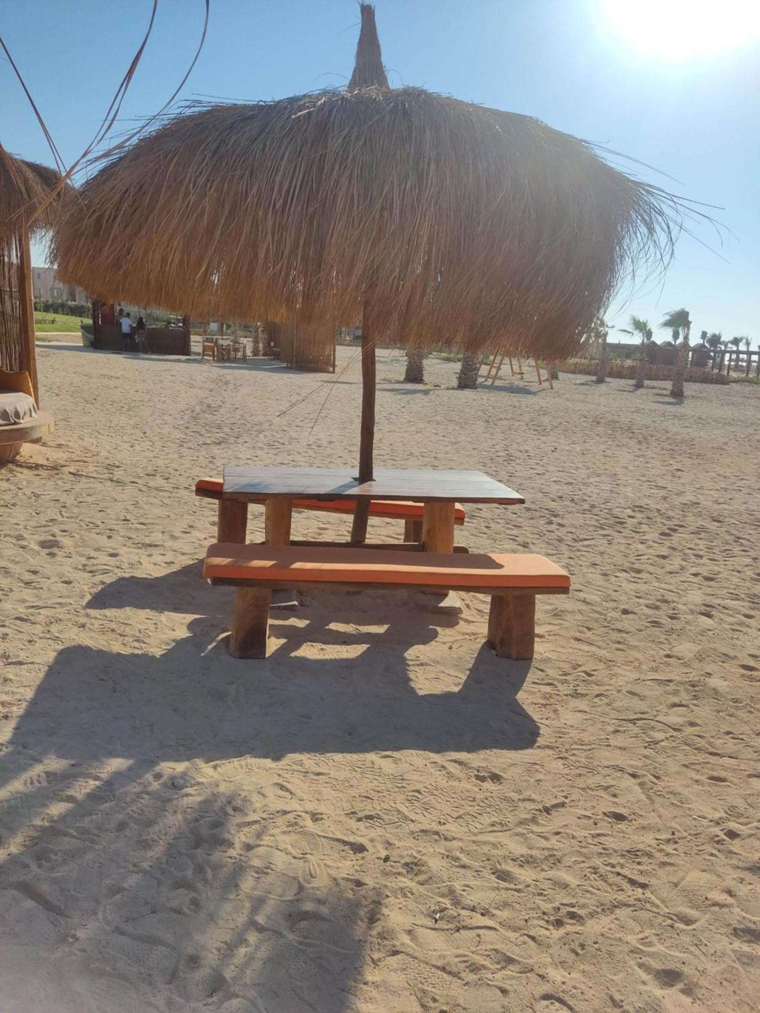 Hotel D-Bay North Coast à Zawiyat 'abd al Mun'im Extérieur photo